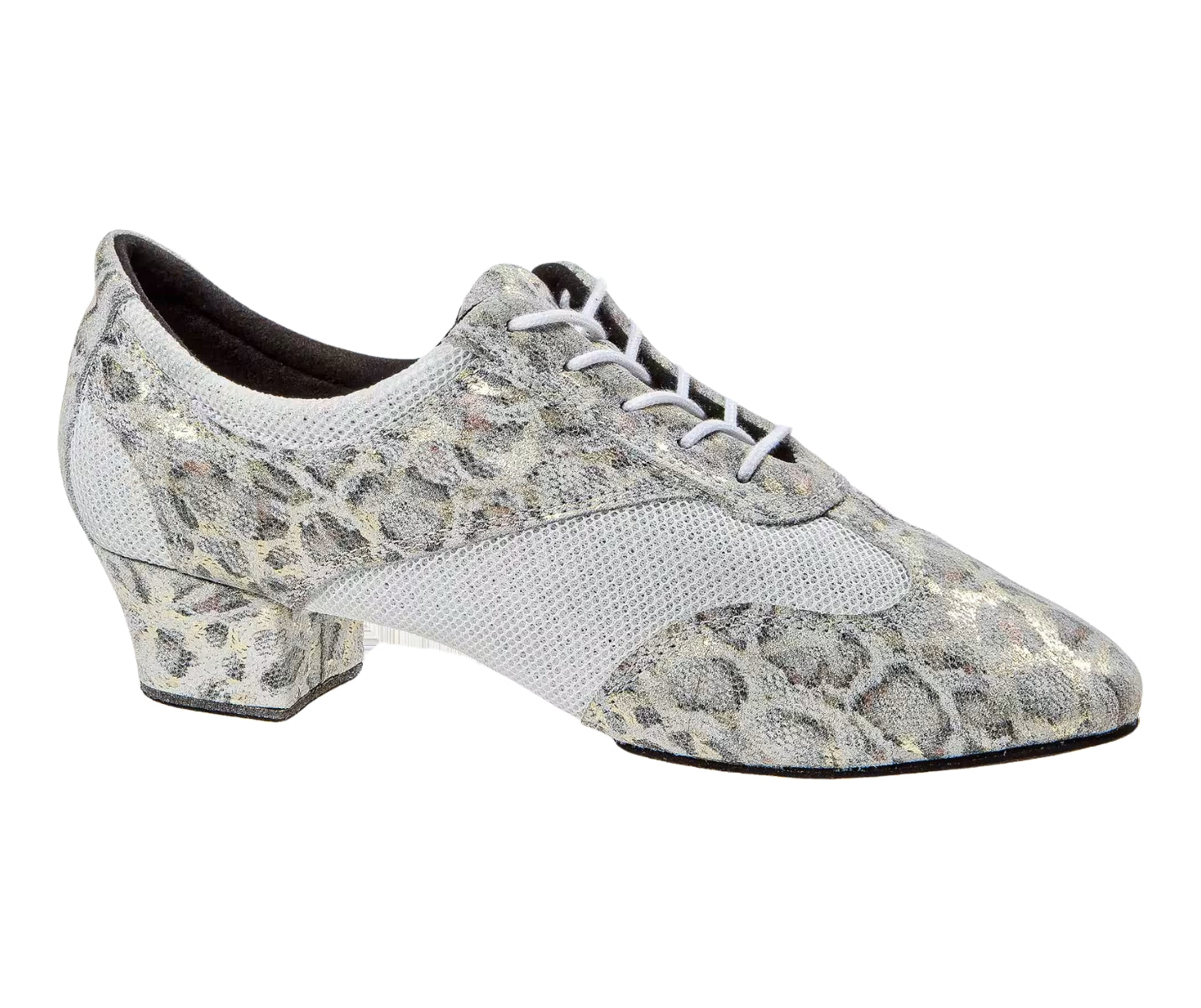 Diamant 188 Tanzschuhe in Beige Gold Leopard mit niedrigem Absatz, weißen Schnürsenkeln und Modell Hybrid-Laufsohle.